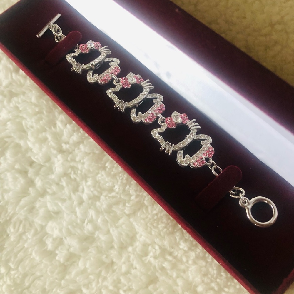 🎁Hello Kitty Bracelet